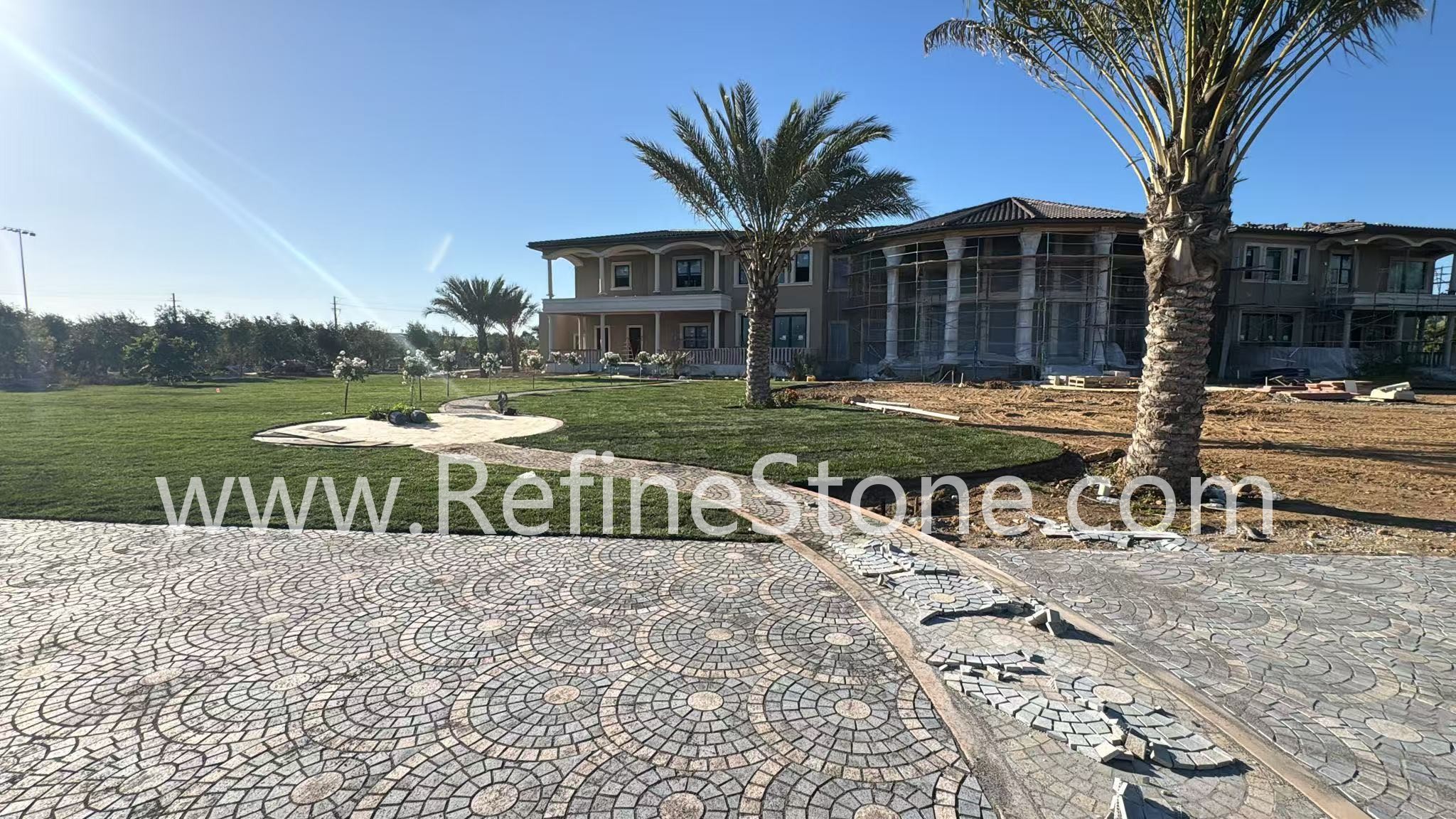 Granite paving stone